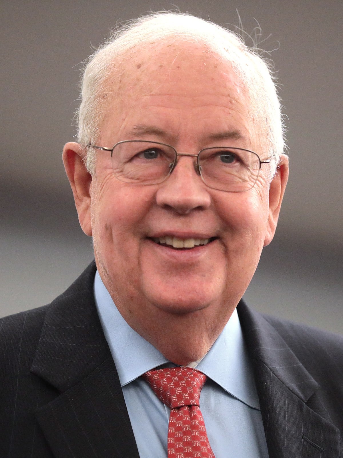 Kenneth Starr to be guest speaker